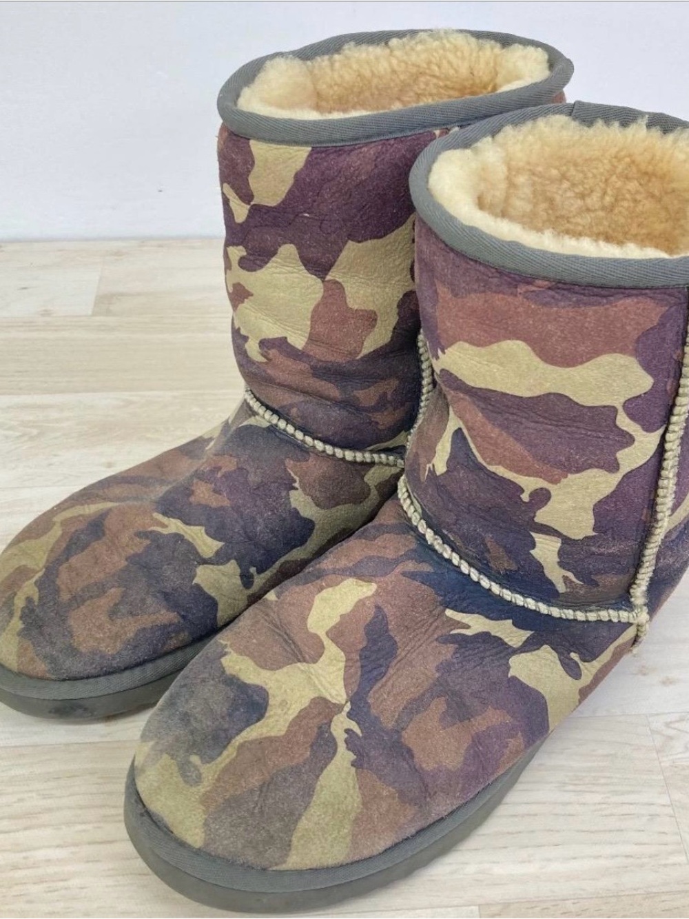 UGG Classic Short Camo Boot - Brown/Tan/Green